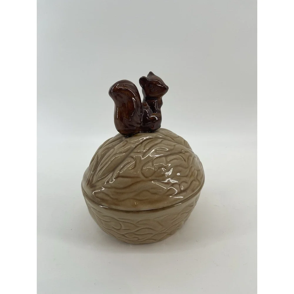 Ceramic Squirrel‎ On Creme Acorn Walnut Candy Dish Nut Bowl Serving Jar Vintage